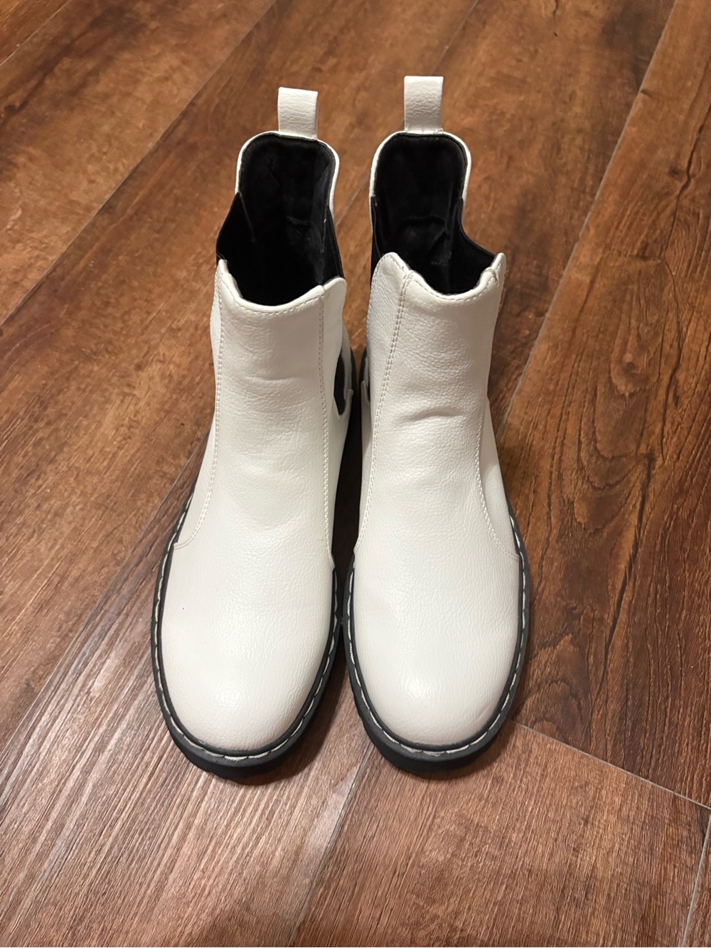 Sincerly Jules White Leather Chelsea Combat Boots with Black Sole